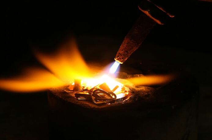 火焰切割机可以切割什么厚度的材料？